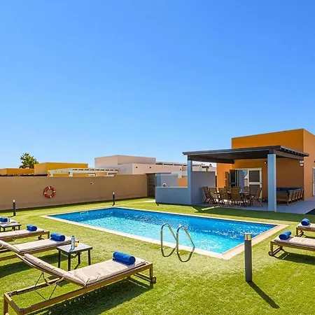 Villa Humaik By